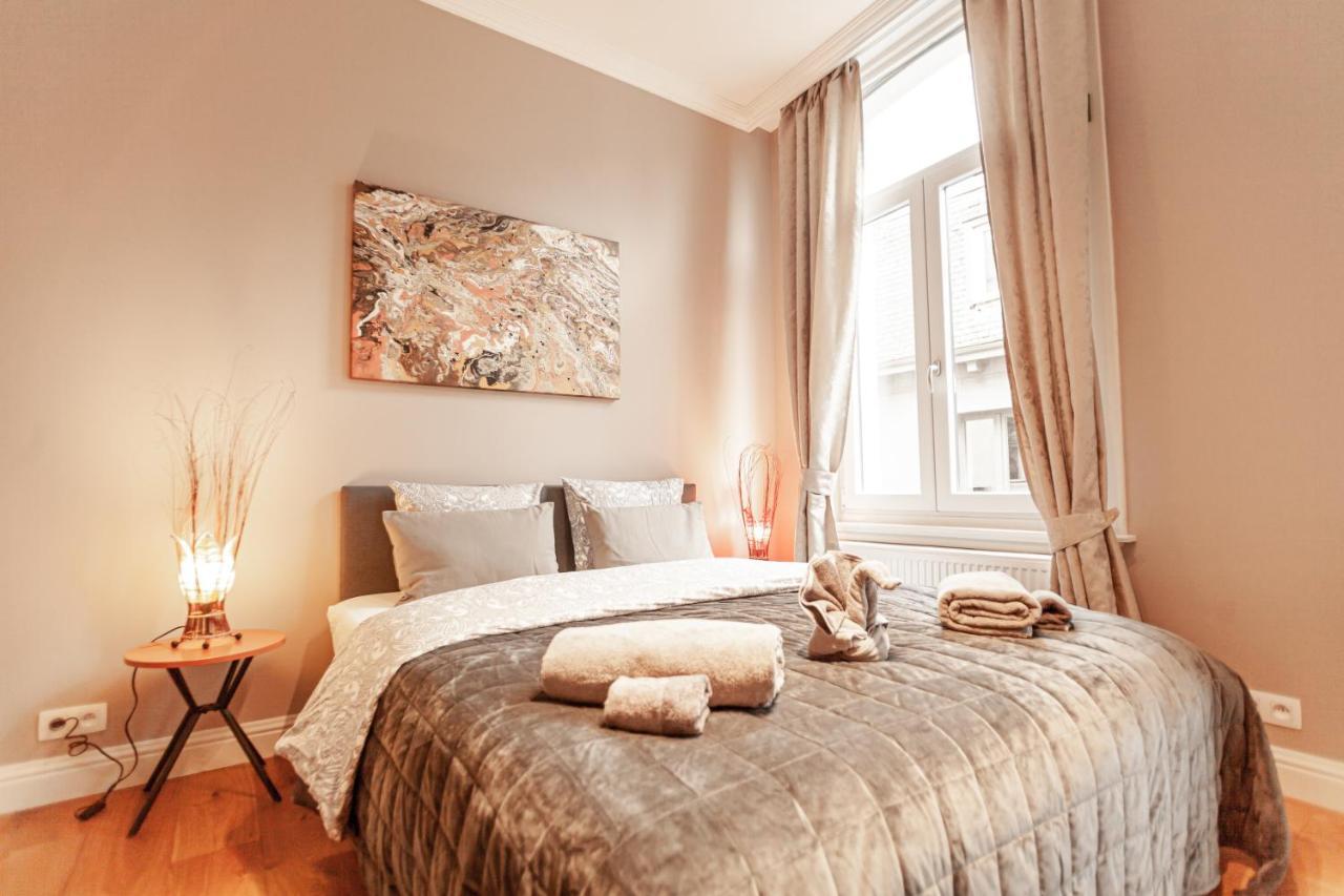 Luxury Suites Palace Antwerpia Zewnętrze zdjęcie