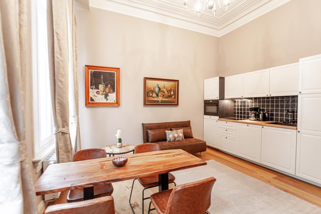 Luxury Suites Palace By Rikas Hotels Antwerpia Zewnętrze zdjęcie